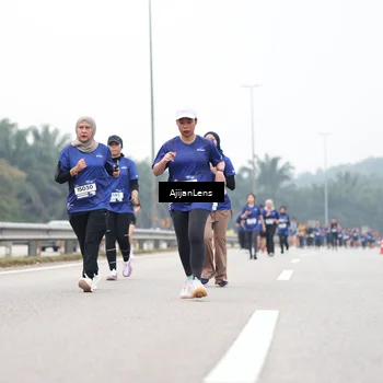 Runner Photo 7416517