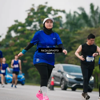 Runner Photo 7416524