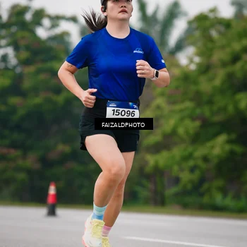 Runner Photo 7416526
