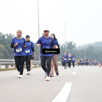 Runner Photo 7416538