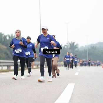 Runner Photo 7416542