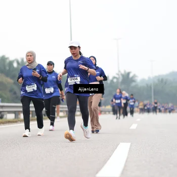 Runner Photo 7416544