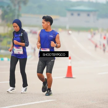 Runner Photo 7416548