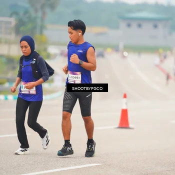 Runner Photo 7416551