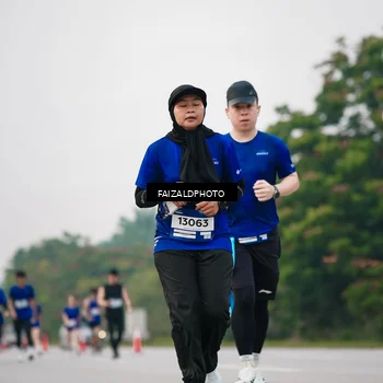 Runner Photo 7416556