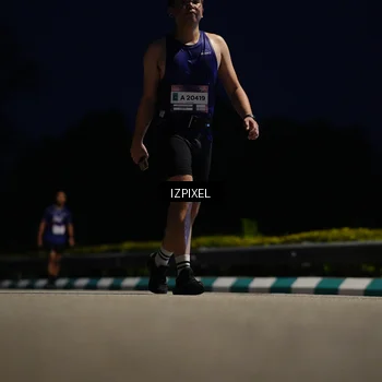 Runner Photo 7416558