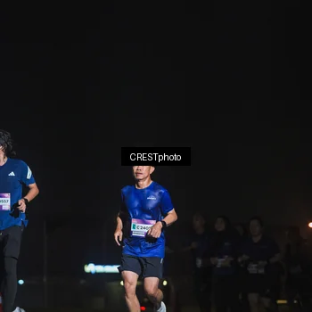 Runner Photo 7416560