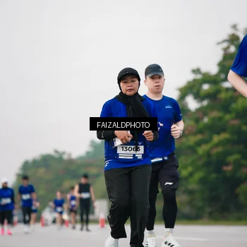 Runner Photo 7416566