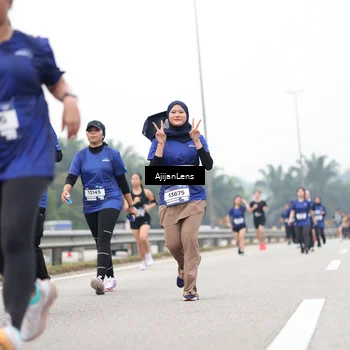 Runner Photo 7416568