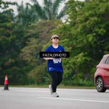 Runner Photo 7416573