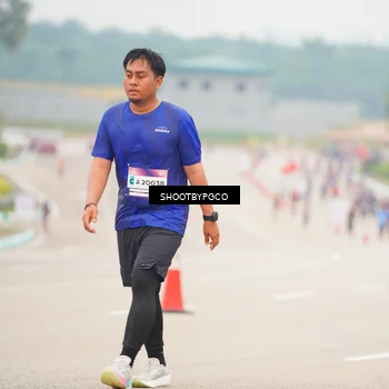 Runner Photo 7416578