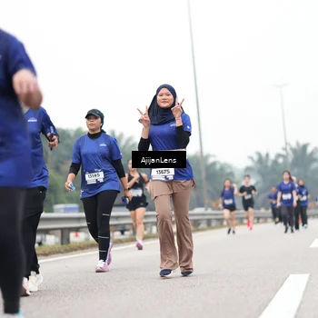 Runner Photo 7416588