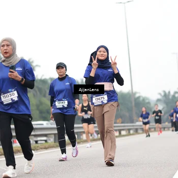 Runner Photo 7416601
