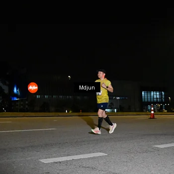 Runner Photo 7416623