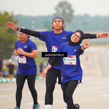 Runner Photo 7416624