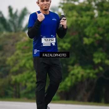 Runner Photo 7416635