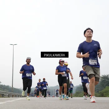 Runner Photo 7416654