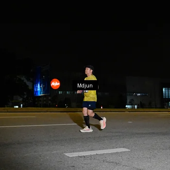 Runner Photo 7416659