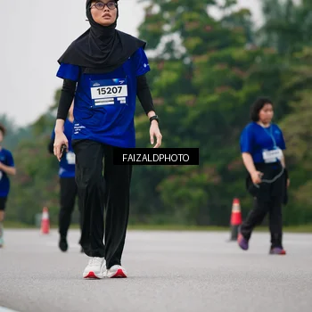 Runner Photo 7416660