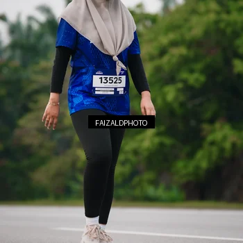 Runner Photo 7416678