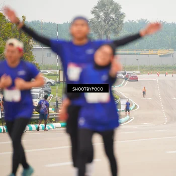 Runner Photo 7416698