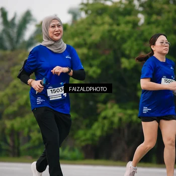 Runner Photo 7416711