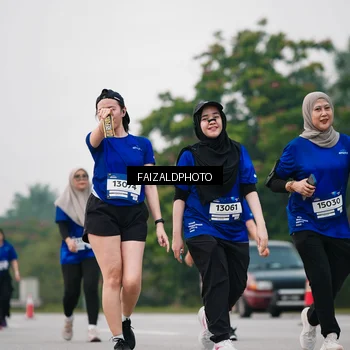 Runner Photo 7416720