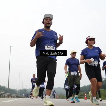 Runner Photo 7416722