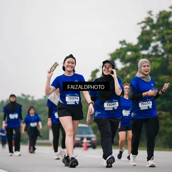 Runner Photo 7416738
