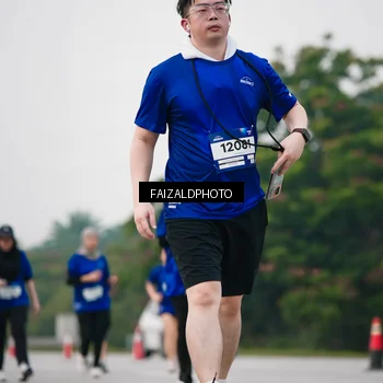 Runner Photo 7416745