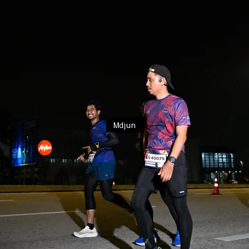 Runner Photo 7416751