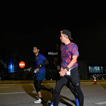 Runner Photo 7416759