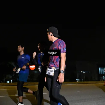Runner Photo 7416764