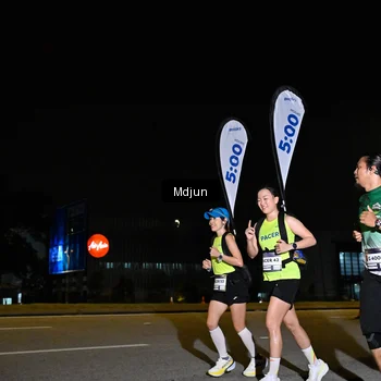 Runner Photo 7416769