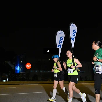 Runner Photo 7416773
