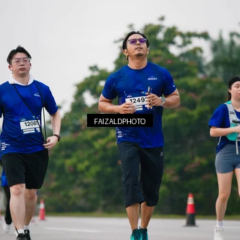 Runner Photo 7416777