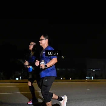 Runner Photo 7416826