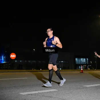 Runner Photo 7416830