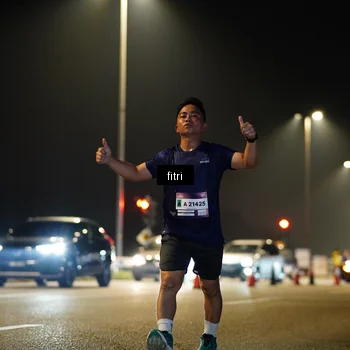Runner Photo 7416841