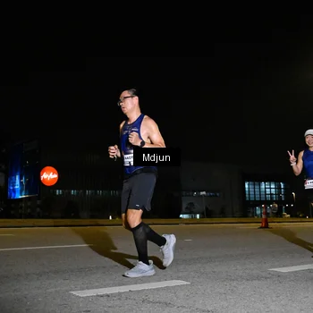Runner Photo 7416846