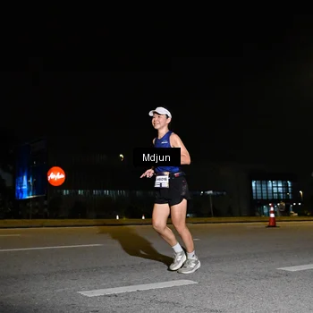 Runner Photo 7416849