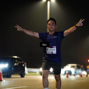 Runner Photo 7416852