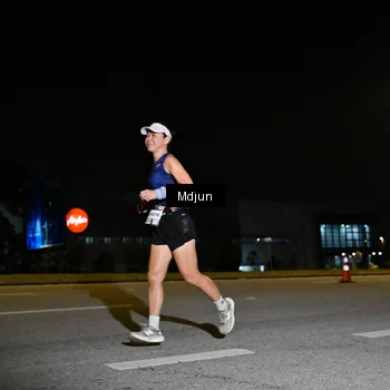 Runner Photo 7416858