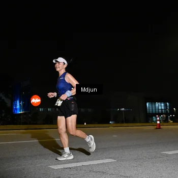 Runner Photo 7416861
