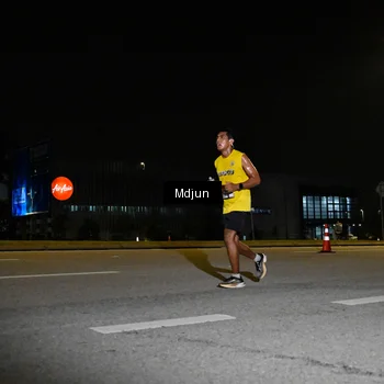 Runner Photo 7416870