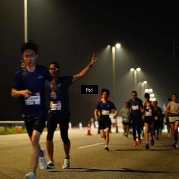 Runner Photo 7416884