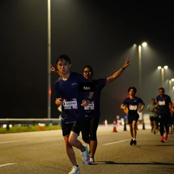 Runner Photo 7416886