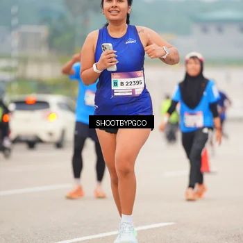 Runner Photo 7416915