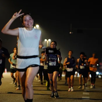 Runner Photo 7416921