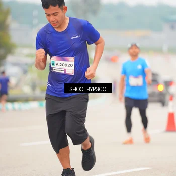Runner Photo 7416928